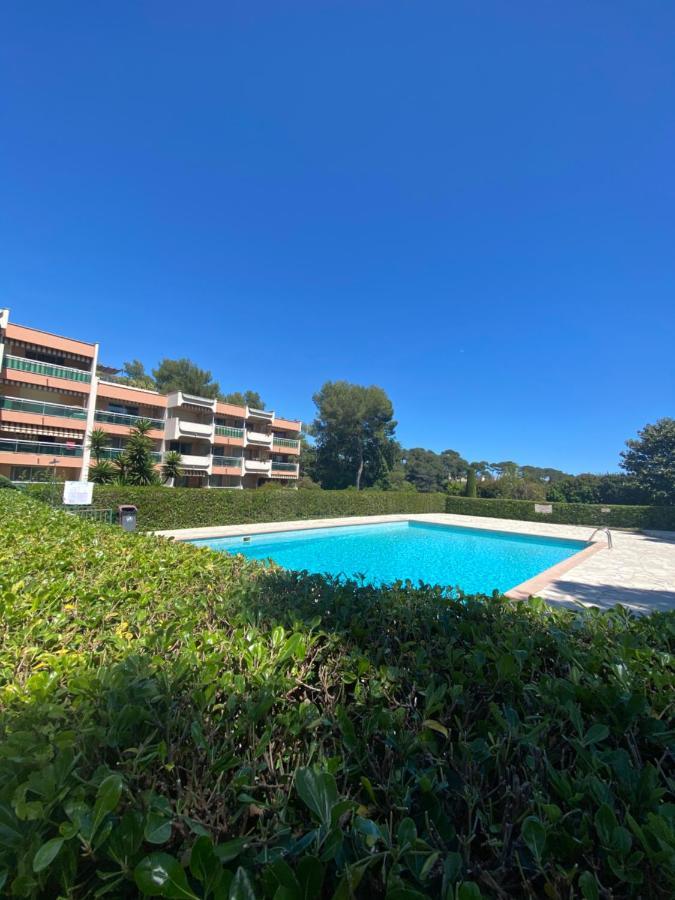 Le Maya - Studio Avec Piscine Antibes Kültér fotó